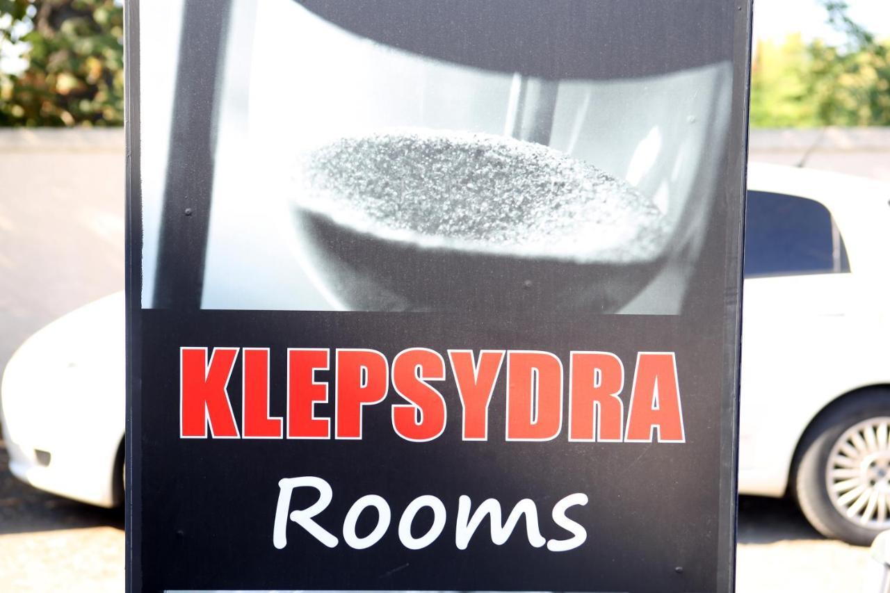 Klepsidra Rooms Лептокарія Екстер'єр фото