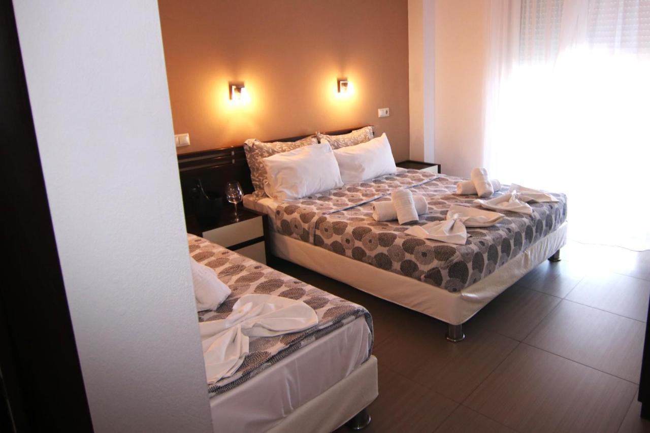Klepsidra Rooms Лептокарія Екстер'єр фото